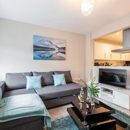 Dartford, Kent - Modern 2Bd 2Bath En-Suite Bungalow M25 Bluewater エクステリア 写真