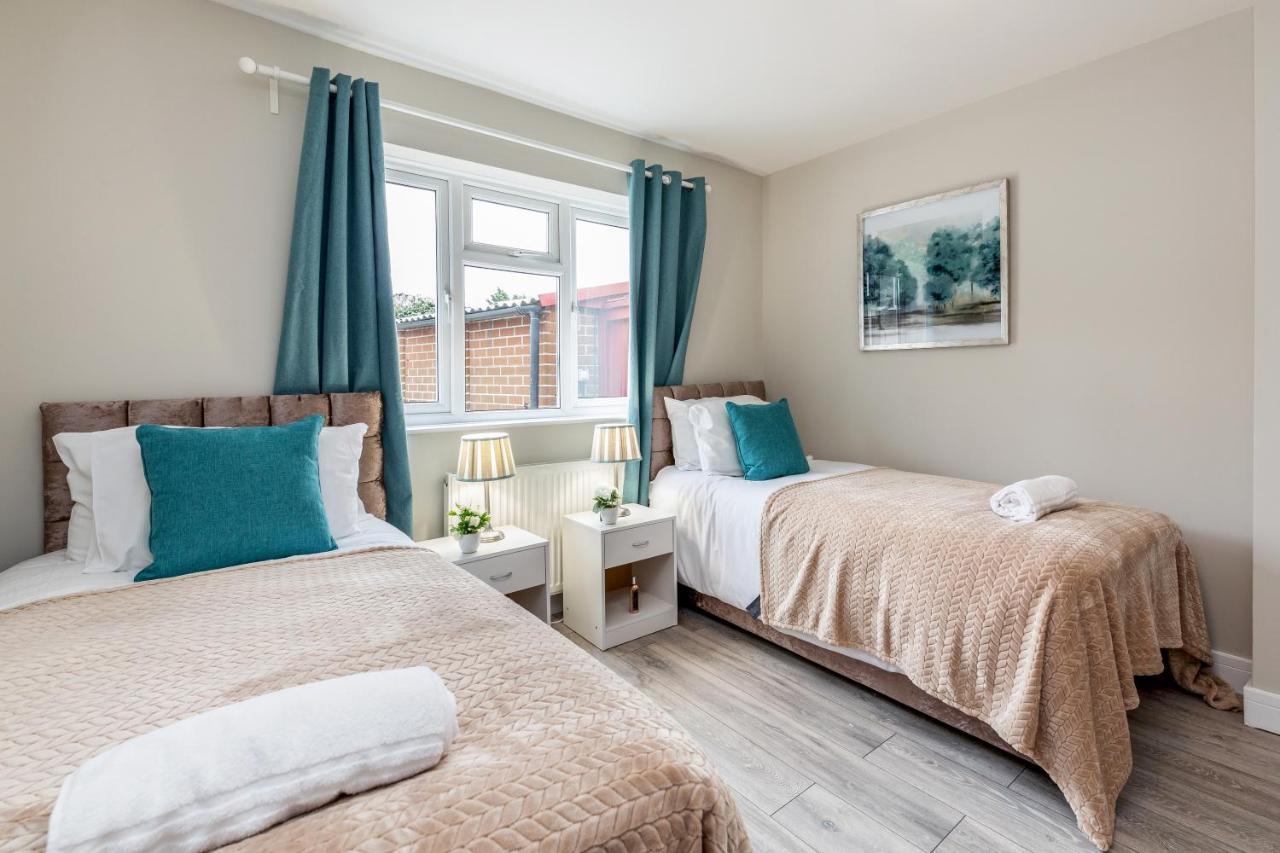 Dartford, Kent - Modern 2Bd 2Bath En-Suite Bungalow M25 Bluewater エクステリア 写真
